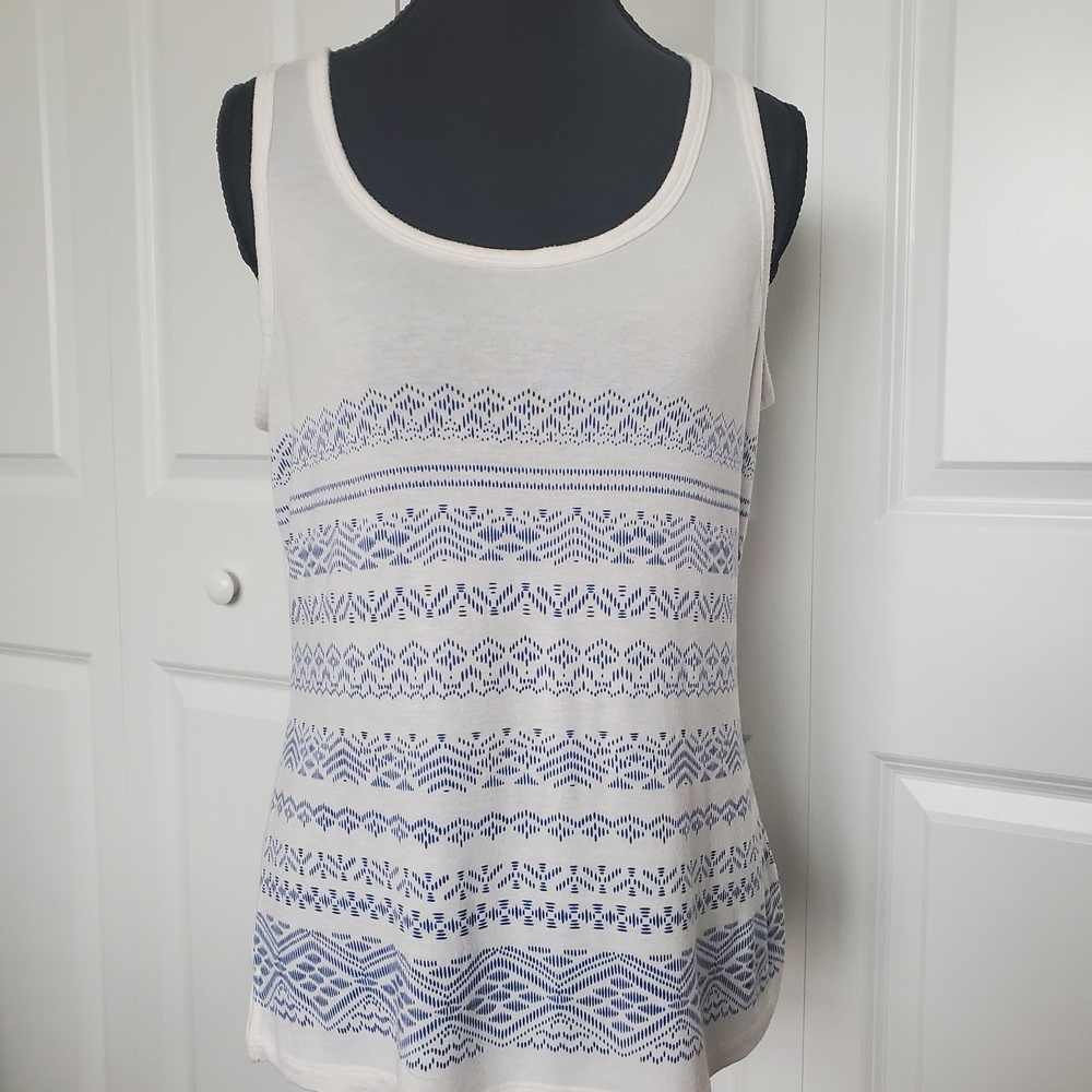 Outback Red White and Gray Sleeveless Tank Top